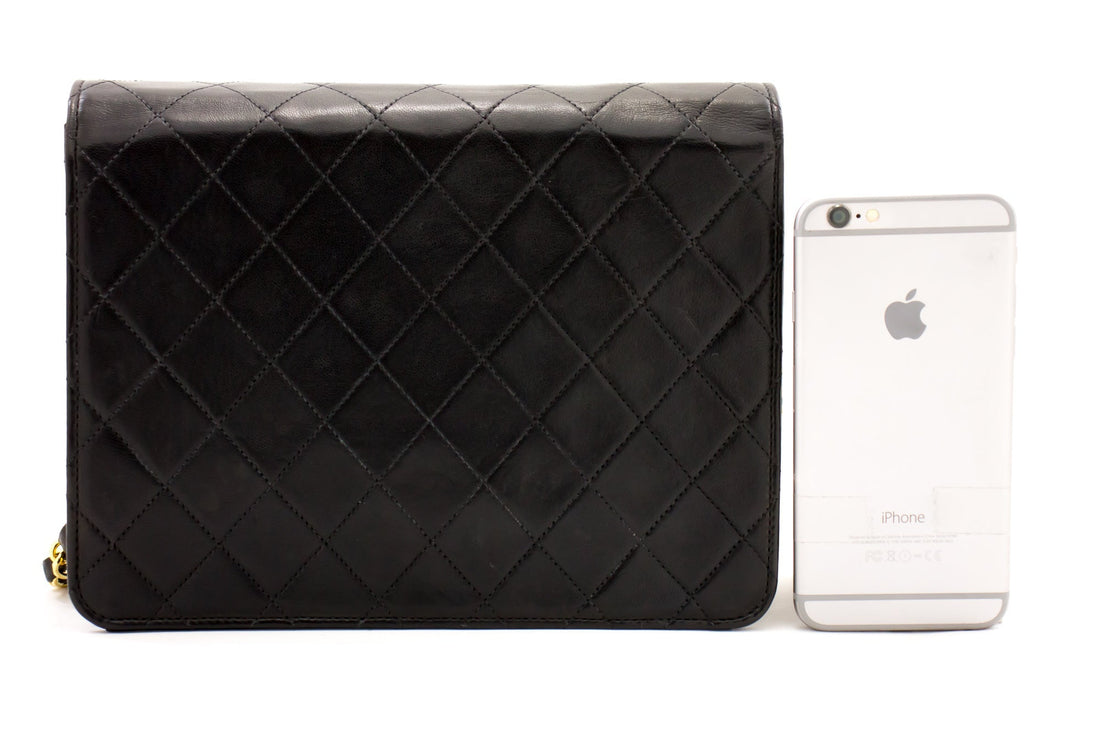 CHANEL Small Chain Shoulder Bag Clutch Black Quilted Flap Lambskin d22