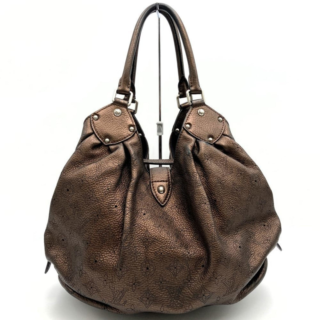 Louis Vuitton  Mahina Leather Handbag
