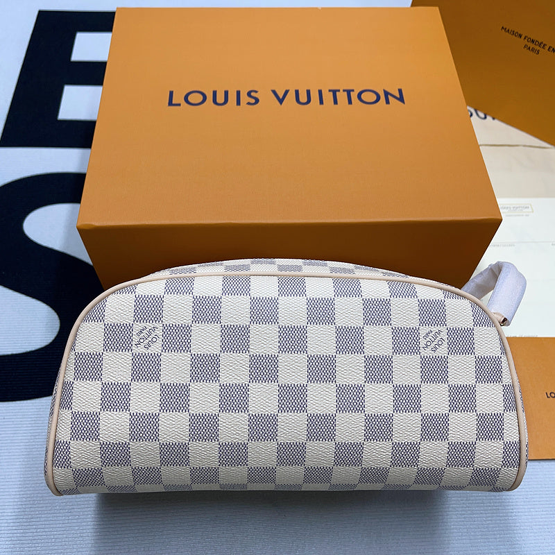 Pearl Street Bags - Louis Vuittons  - 10660