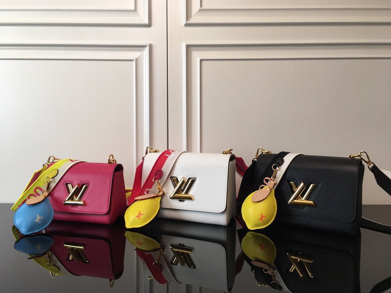 Pearl Street Bags- Louis Vuittons  - 15887