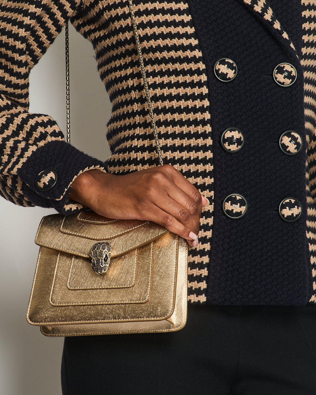 Pearl Street Bags Chanel 15/B Navy, Beige Houndstooth Tweed Double Breasted Jacket Size FR 36 (UK 8)