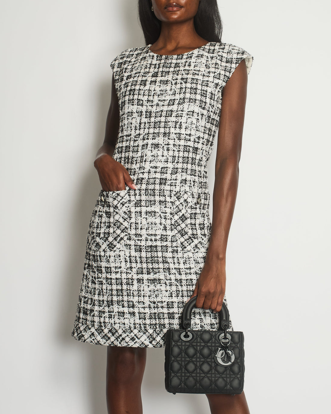 Pearl Street Bags Chanel Black, White Tweed Cam?®ila Dress with Pocket Detail Size FR 36 (UK 8)