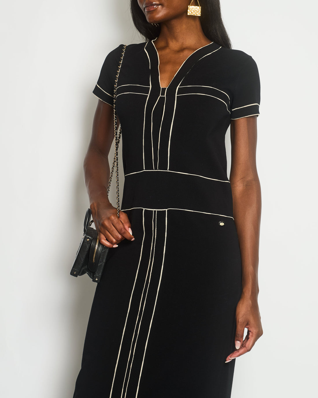 Pearl Street Bags Chanel Black Short-Sleeve Knitted Maxi Dress with White Detail Size FR 36 (UK 8)