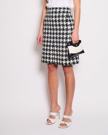 Pearl Street Bags Chanel 07/P Black, Navy and White Houndstooth Midi Skirt FR 38 (UK 10)