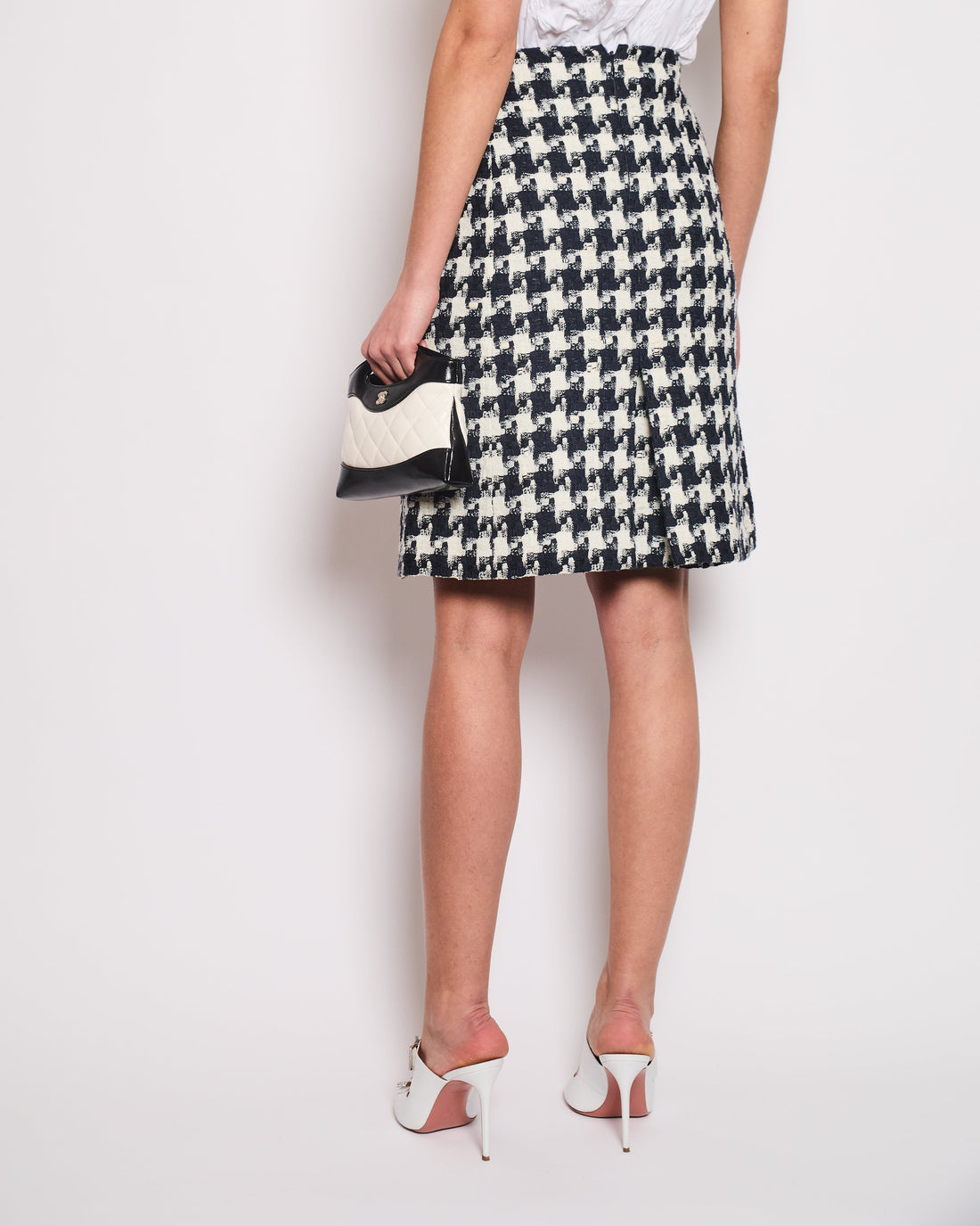 Pearl Street Bags Chanel 07/P Black, Navy and White Houndstooth Midi Skirt FR 38 (UK 10)