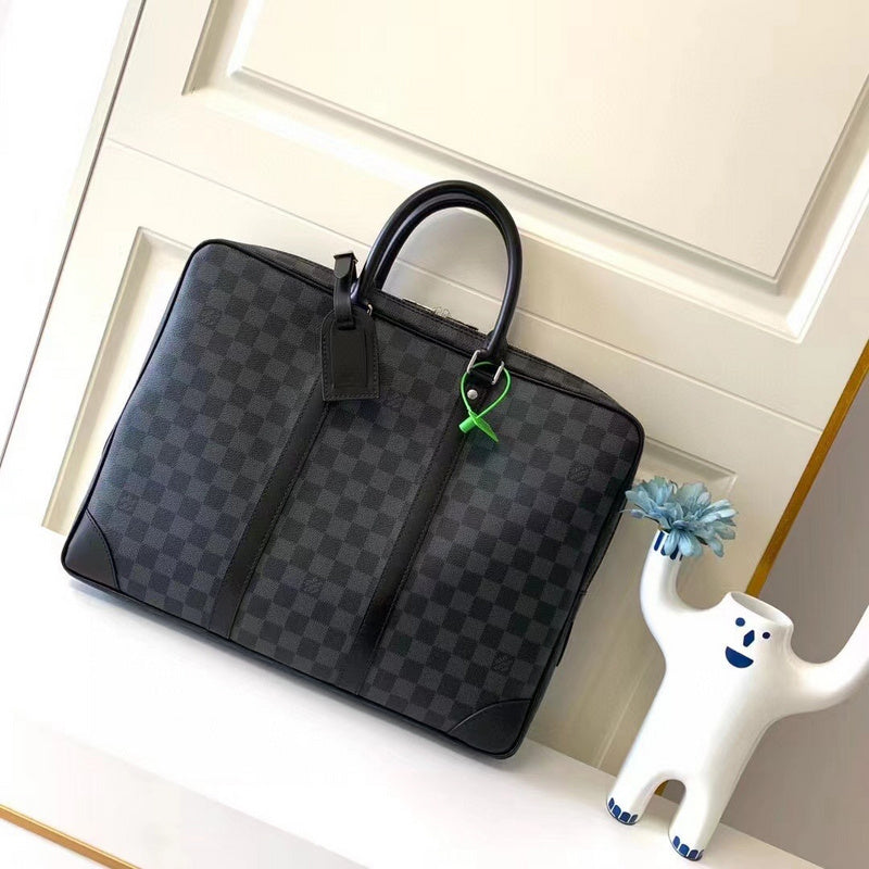 Pearl Street Bags- Louis Vuittons  - 15945
