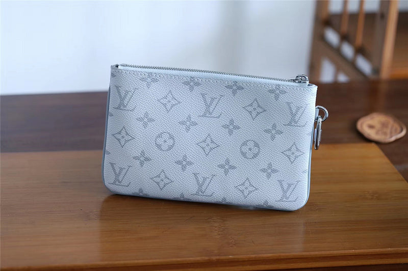 Pearl Street Bags - Louis Vuittons  - 11120