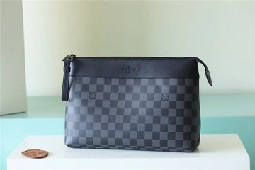 Pearl Street Bags - Louis Vuittons  - 10504