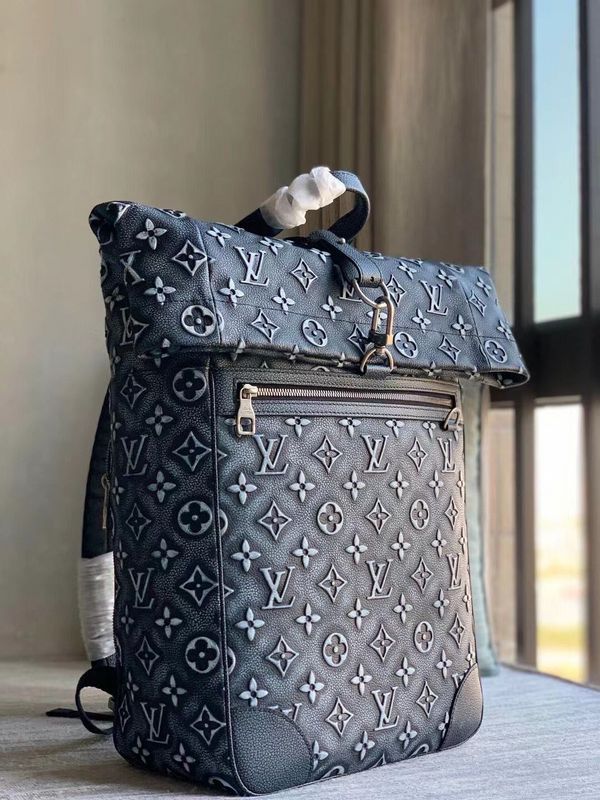 Pearl Street Bags- Louis Vuittons  - 15921