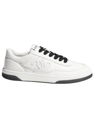 CalBNkin Low Top Sneakers White Chanel