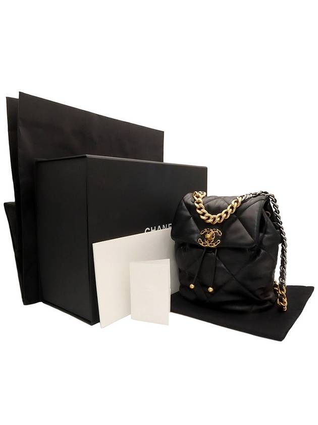 Black Lambskin 19 Chain Backpack AS4223 Chanel