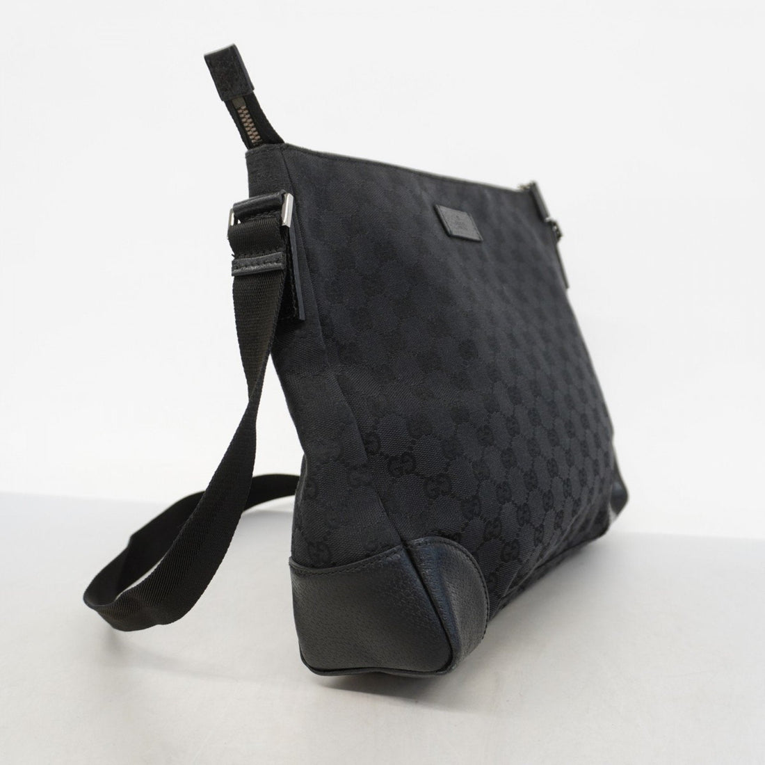 Gucci  Canvas Shoulder Bag ()