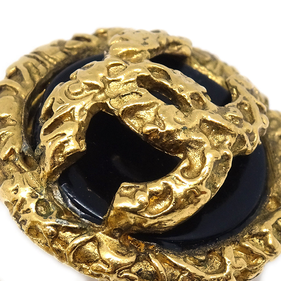 Chanel Button Earrings Gold Clip-On 93P