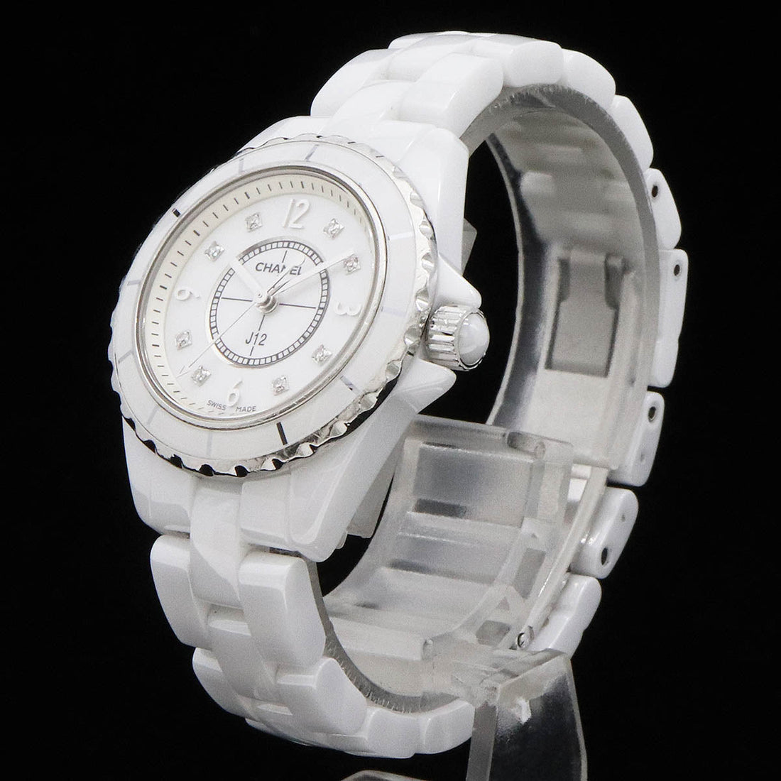 Top Quality Chanel J12 White Ceramic Shell Dial 8P Diamond Ladies Quartz Watch H2570