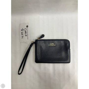 Wristlet Designer By Coach, Size: Medium