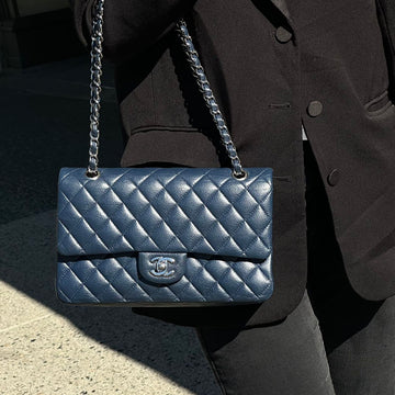Chanel Caviar Medium Classic Double Flap year2012 (ND)