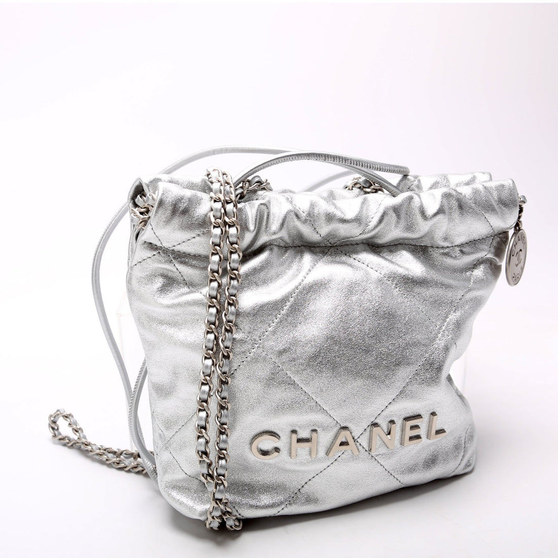 Chanel Chanel 22 Mini Metallic CalBNkin RFID Silver