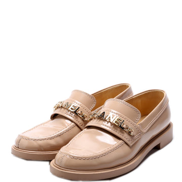 Chanel Chain Logo Shiny CalBNkin Loafers Size 37 Nude