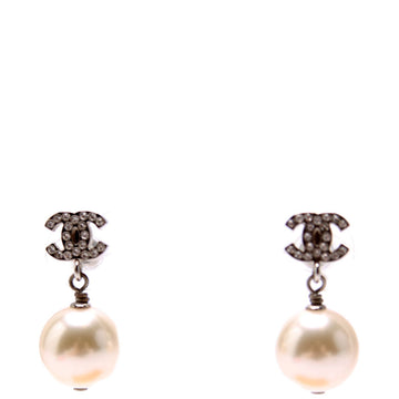 Chanel CC Crystal Pearl Drop