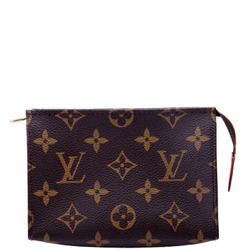 Louis-Vuitton Toiletry Pouch  Monogram Newer