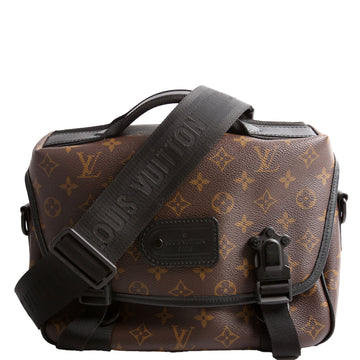Louis-Vuitton LV Trail Messenger Macassar Monogram Black
