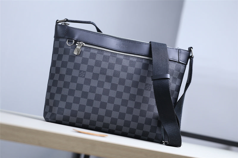 Pearl Street Bags - Louis Vuittons  - 10501