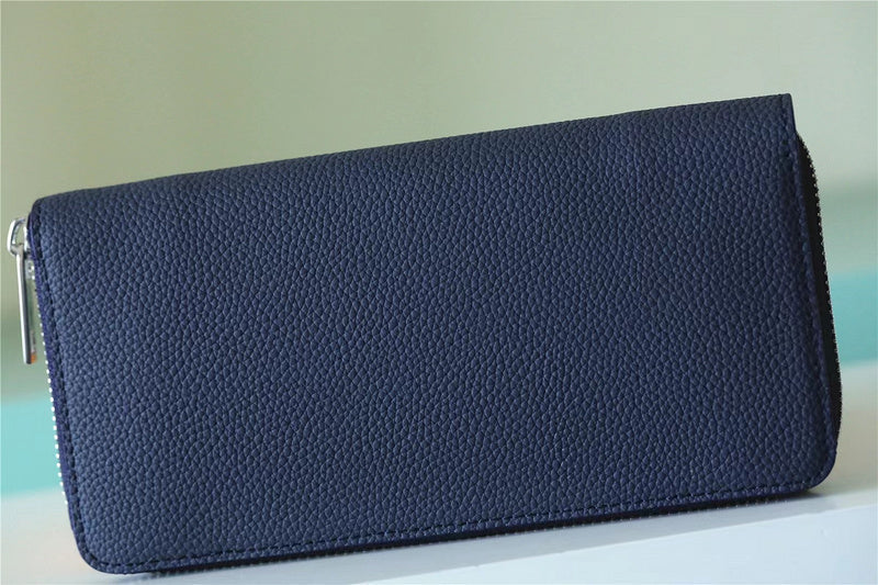 Pearl Street Bags - Louis Vuittons  - 10596