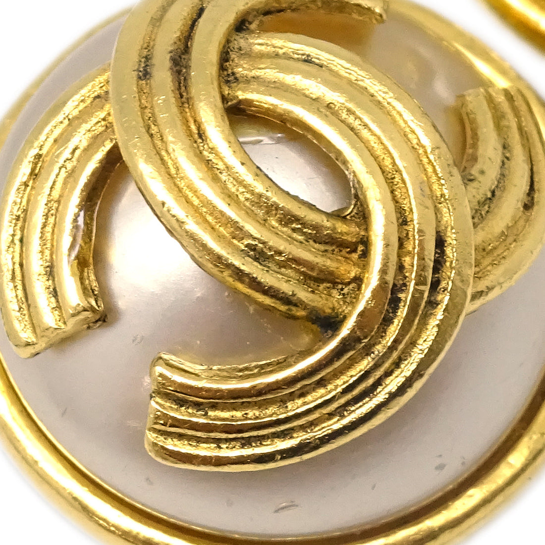 Chanel Gold Button Earrings Clip-On 94A