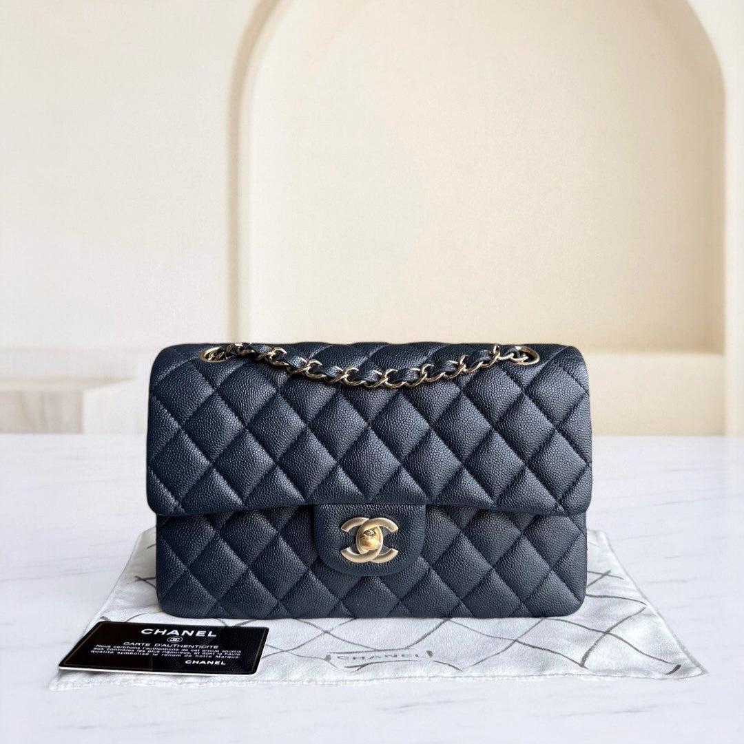 Chanel Classic Flap Small - Togo/epsom/caviar/clemence/callfskin/cowhide/lambskin Quilted Grained CalBNkin Dark Midnight Blue Gold Hardware Series 26