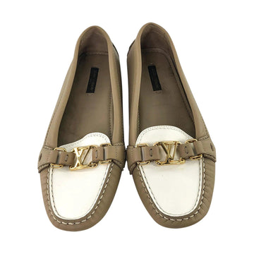Louis-Vuitton LV Buckle Classic Two-toned Flats
