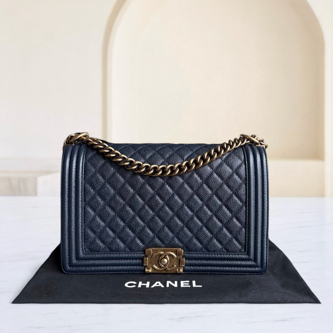 Chanel Boy New Medium - 28CM Togo/epsom/caviar/clemence/callfskin/cowhide/lambskin Quilted Grained CalBNkin Dark Navy Blue Ruthenium Gold Hardware
