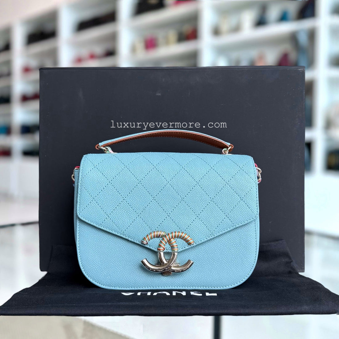 Chanel Coco Curve Cuba - Togo/epsom/caviar/clemence/callfskin/cowhide/lambskin Medium Light Blue Quilted Shoulder Bag