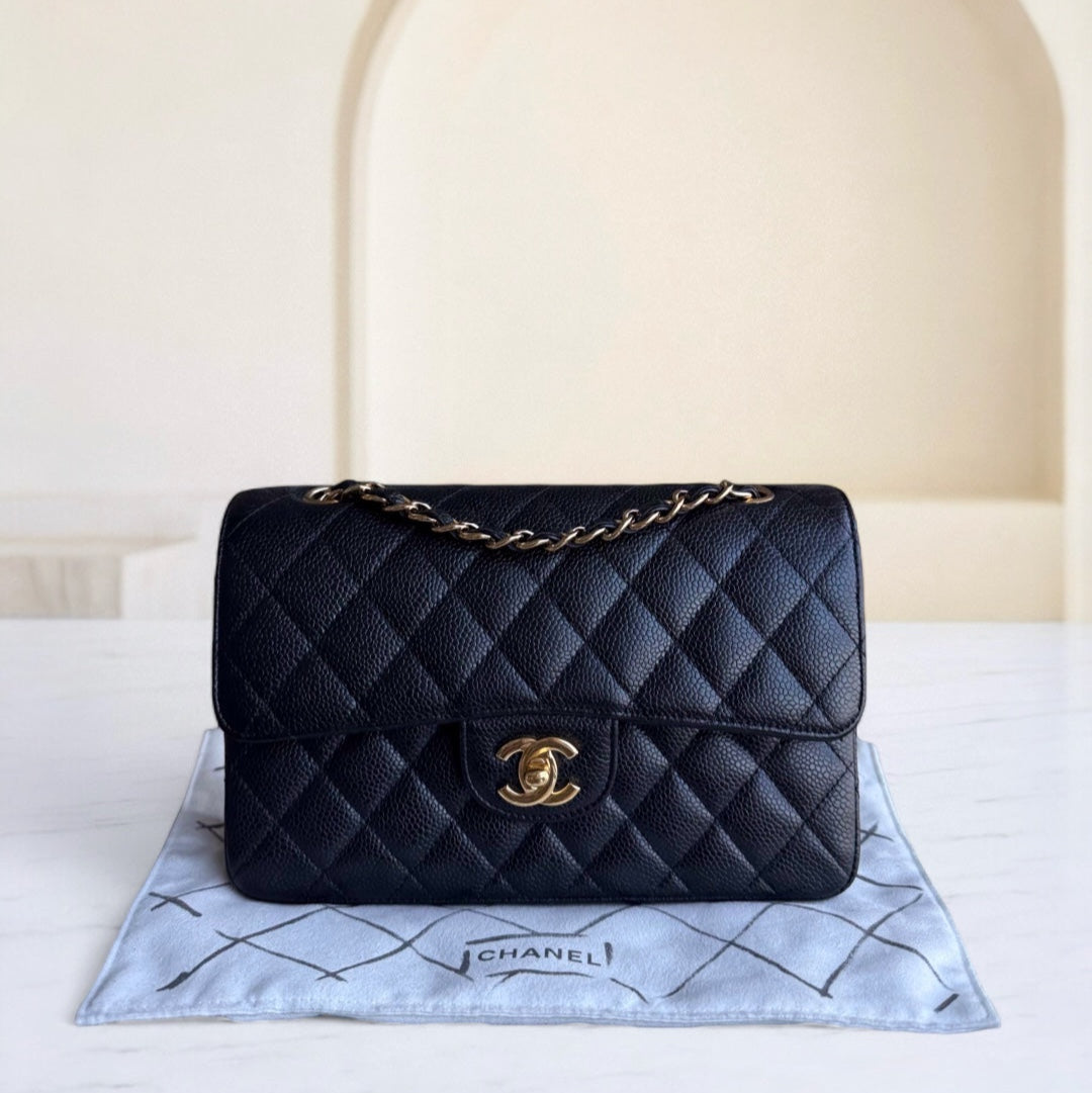 Chanel Classic Flap Small - Togo/epsom/caviar/clemence/callfskin/cowhide/lambskin 23CM Quilted Grained CalBNkin Black Gold Hardware Series 15