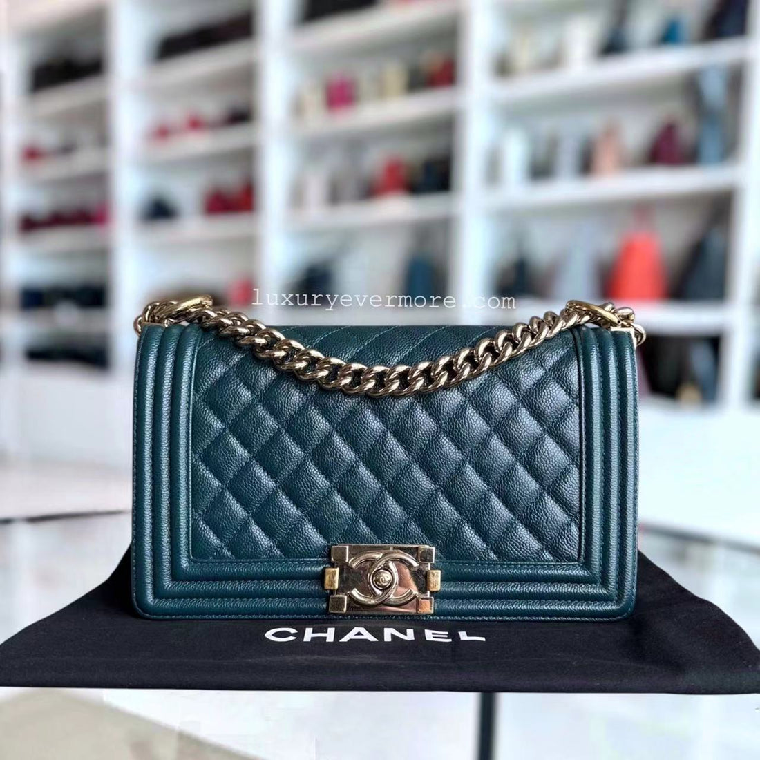 Chanel Boy Medium - Togo/epsom/caviar/clemence/callfskin/cowhide/lambskin 25CM Quilted Blue Golden Hardware Series 30