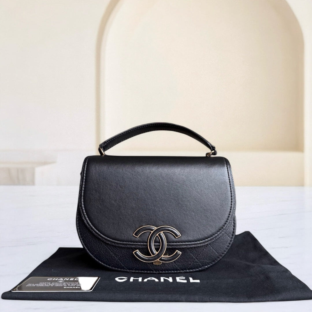 Chanel Coco Curve Flap Bag - Black Quilted CalBNkin Gold Hardware Series 24
