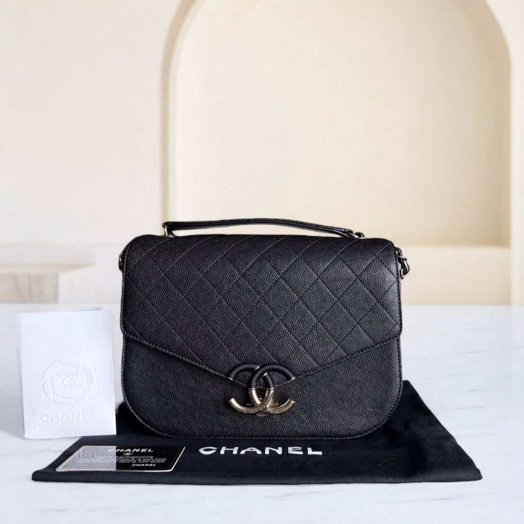Chanel Coco Curve Cuba - Togo/epsom/caviar/clemence/callfskin/cowhide/lambskin Quilted Grained CalBNkin Black Gold Hardware Series 23