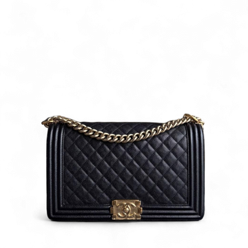 Chanel Boy New Medium - Togo/epsom/caviar/clemence/callfskin/cowhide/lambskin 28CM Quilted Grained CalBNkin Black Gold Hardware Series 23