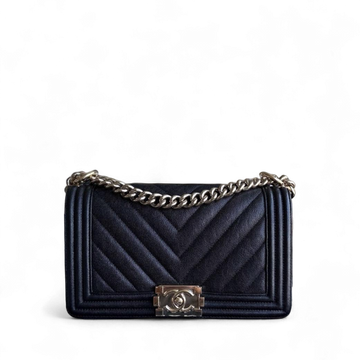 Chanel Boy Medium - Togo/epsom/caviar/clemence/callfskin/cowhide/lambskin 25CM Quilted Grained CalBNkin Black Gold Hardware Series 28