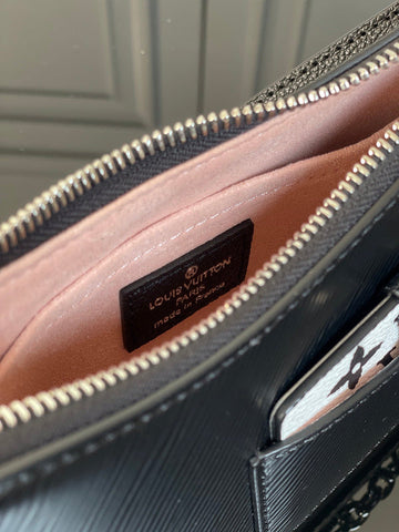 Pearl Street Bags- Louis Vuittons  - 15853