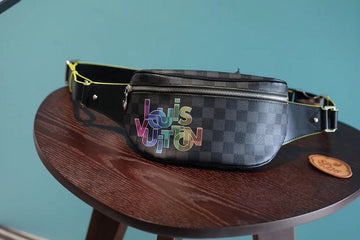 Pearl Street Bags - Louis Vuittons  - 10369
