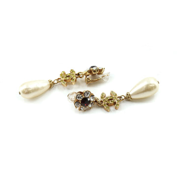 Chanel here mark rhinestone fake pearl earrings gold 05A accessories