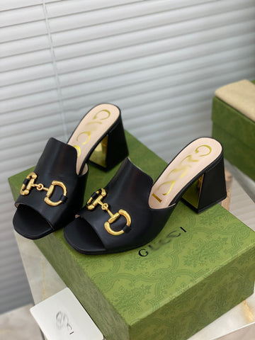 SE500 Size 5-10 Heels:7.5cm Material: Cowhide Lining: Sheep skin Sole: Italian leather