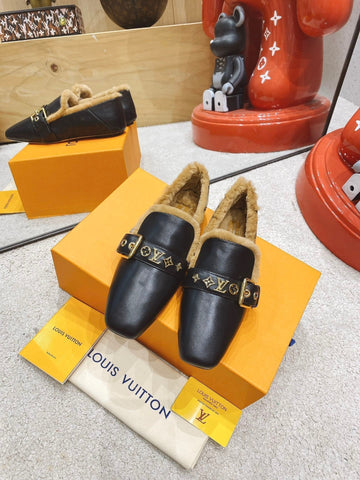 SE747   Size 4-9