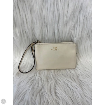 Wristlet Designer By Coach, Size: Medium