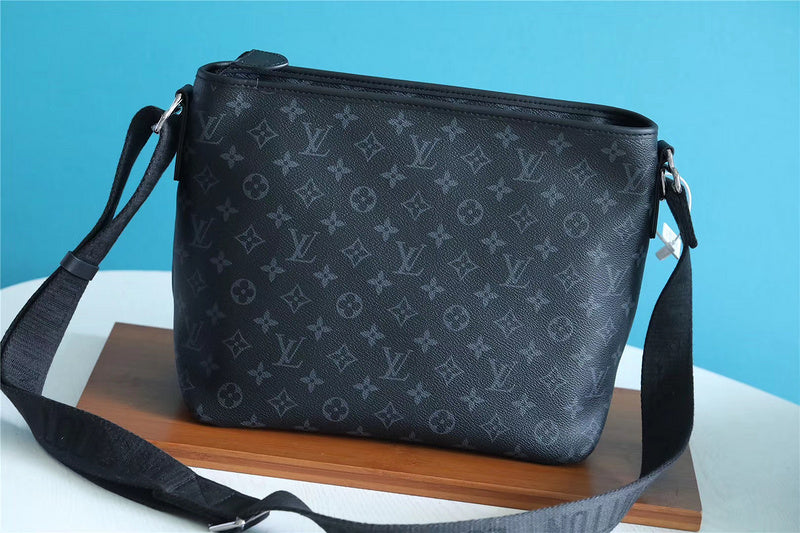 Pearl Street Bags - Louis Vuittons  - 10398
