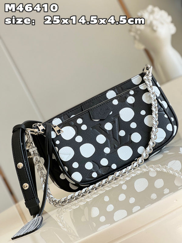 Pearl Street Bags- Louis Vuittons  - 15914