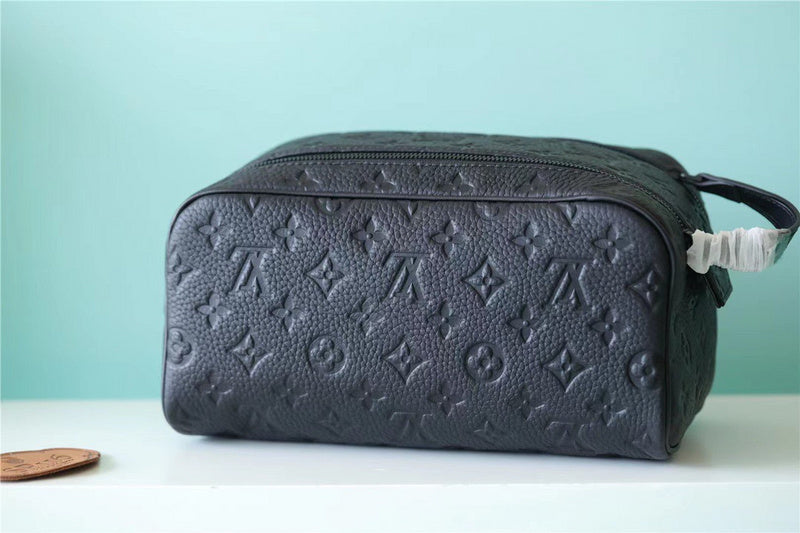 Pearl Street Bags - Louis Vuittons  - 10661