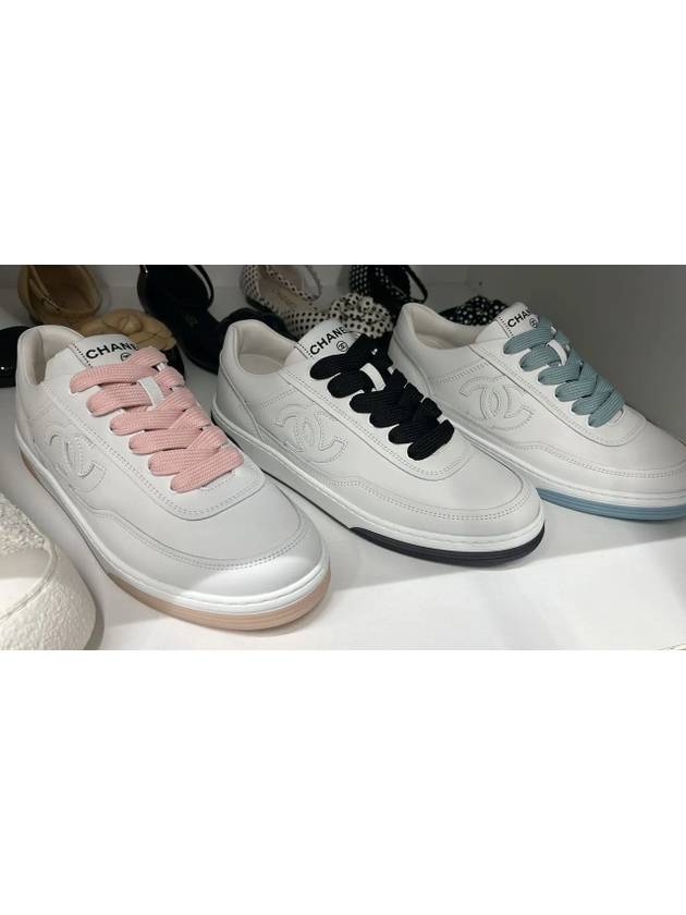 CalBNkin Low Top Sneakers White Chanel