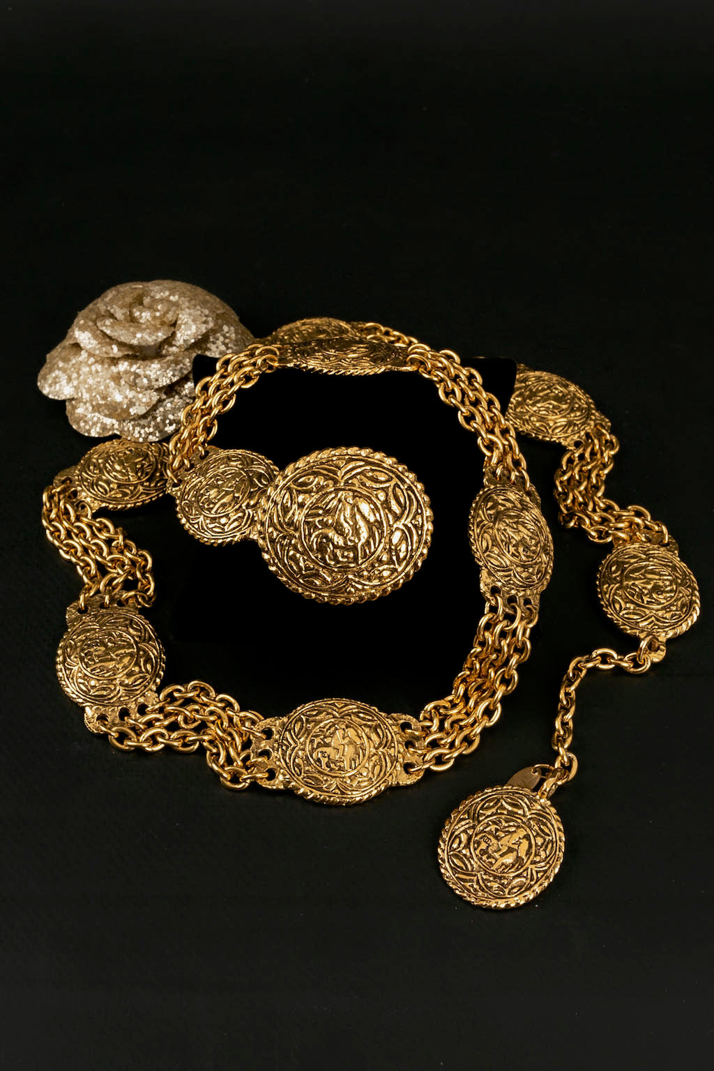 Ceinture en m?©tal dor?© Top Quality Chanel 1980s