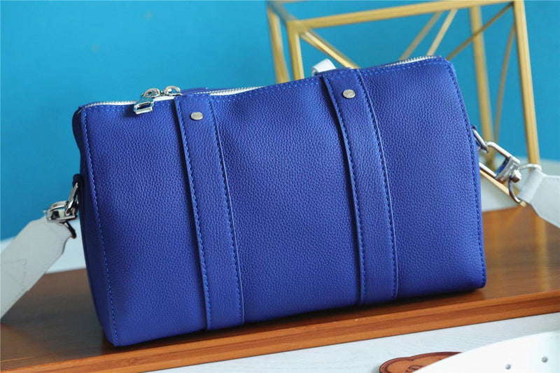 Pearl Street Bags - Louis Vuittons  - 11235